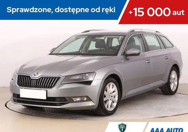 skoda superb Skoda Superb cena 77000 przebieg: 102841, rok produkcji 2019 z Siedlce